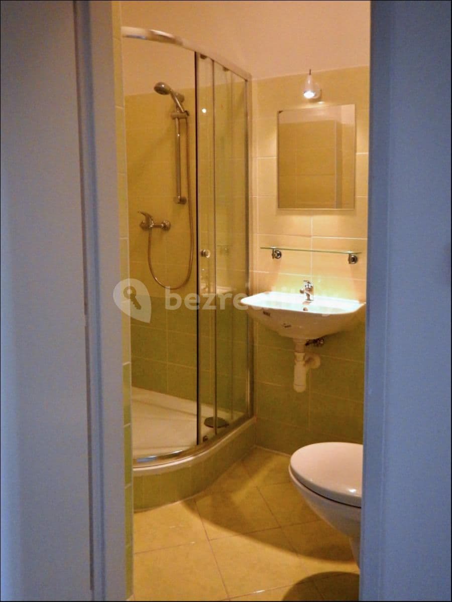 Prenájom bytu Garsoniéra 22 m², Dělnická, Praha, Praha Prenájom bytu Garsoniéra 22 m², Dělnická, Praha, Praha