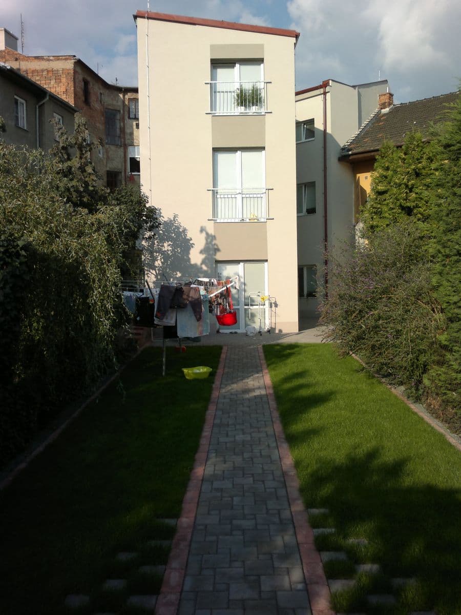 Prenájom bytu 1-izbový 35 m², Šámalova, Brno, Jihomoravský kraj Prenájom bytu 1-izbový 35 m², Šámalova, Brno, Jihomoravský kraj