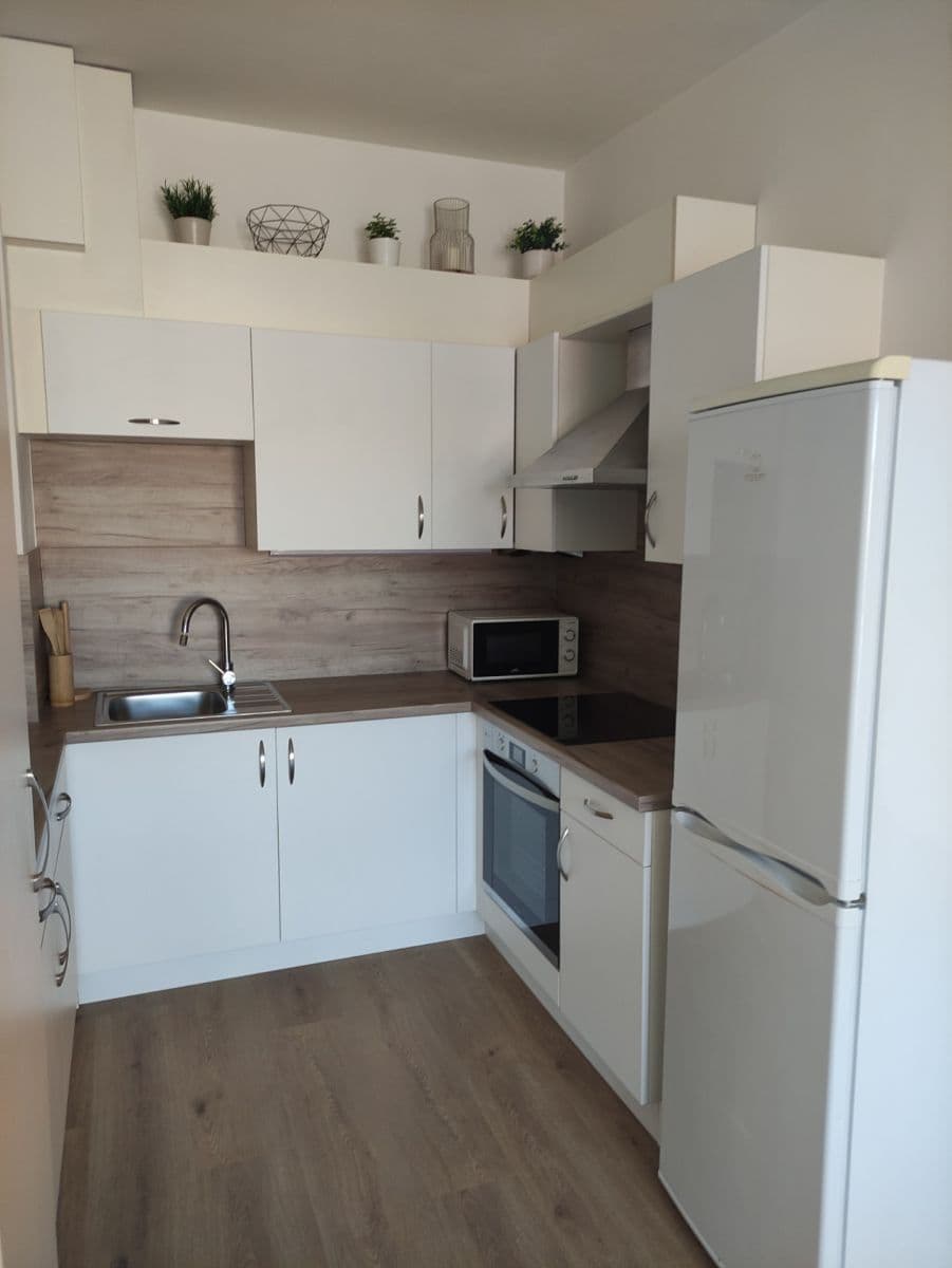 Prenájom bytu 2-izbový 50 m², Za kostelem, Brno, Jihomoravský kraj Prenájom bytu 2-izbový 50 m², Za kostelem, Brno, Jihomoravský kraj