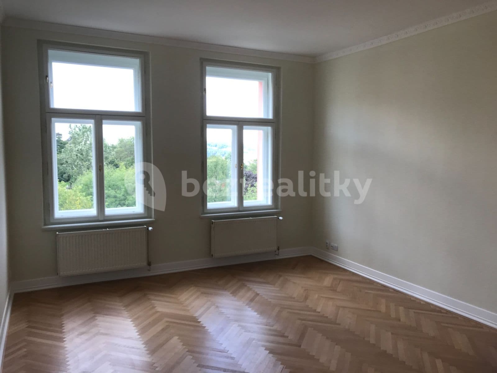 Prenájom bytu 2-izbový 75 m², U Rajské zahrady, Praha, Praha Prenájom bytu 2-izbový 75 m², U Rajské zahrady, Praha, Praha