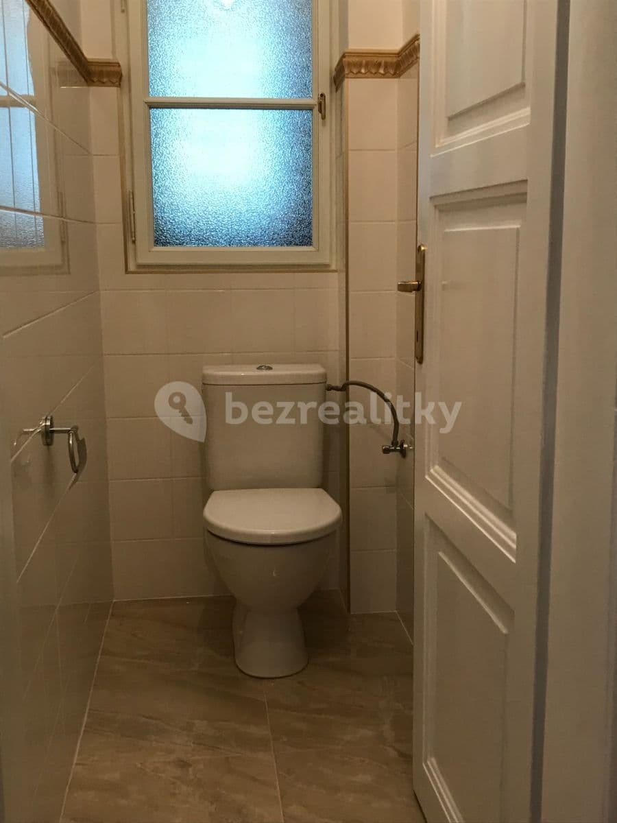 Prenájom bytu 2-izbový 75 m², U Rajské zahrady, Praha, Praha Prenájom bytu 2-izbový 75 m², U Rajské zahrady, Praha, Praha