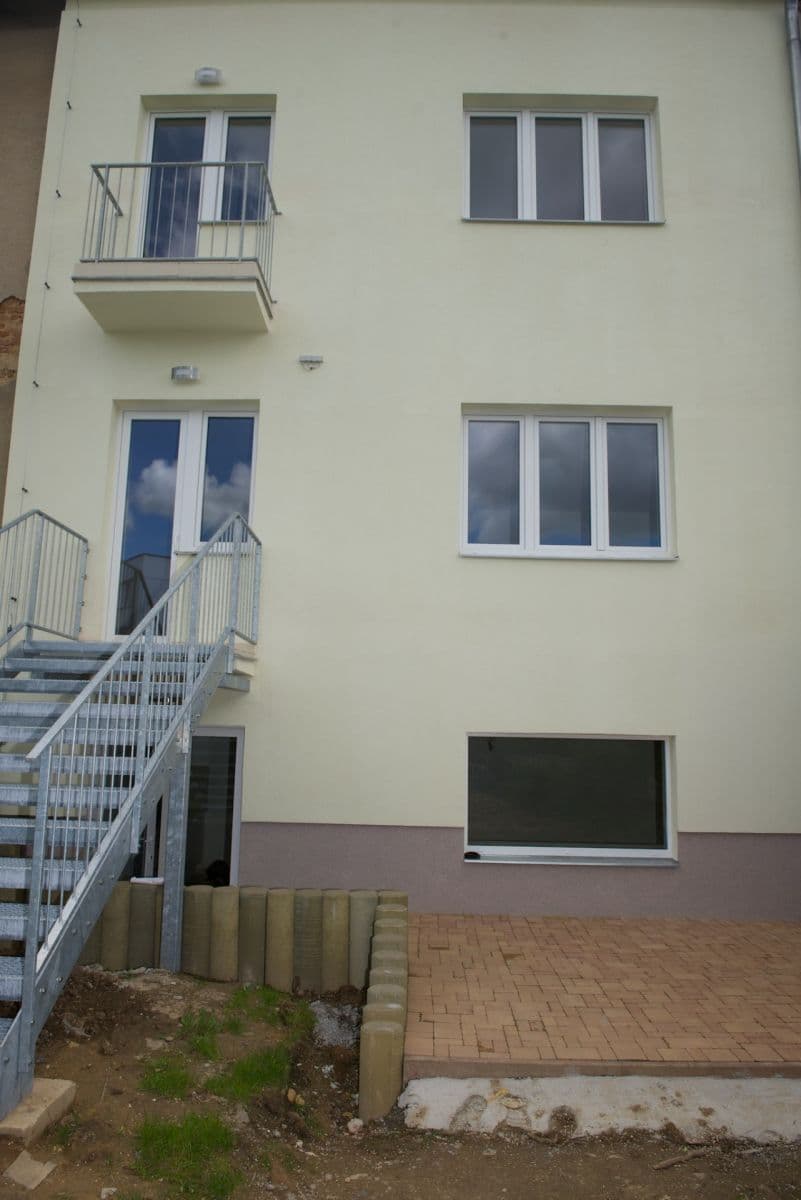 Prenájom bytu 2-izbový 52 m², Chrastavská, Praha, Praha Prenájom bytu 2-izbový 52 m², Chrastavská, Praha, Praha