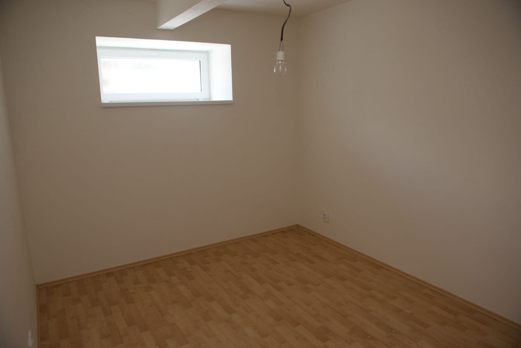 Prenájom bytu 2-izbový 52 m², Chrastavská, Praha, Praha Prenájom bytu 2-izbový 52 m², Chrastavská, Praha, Praha