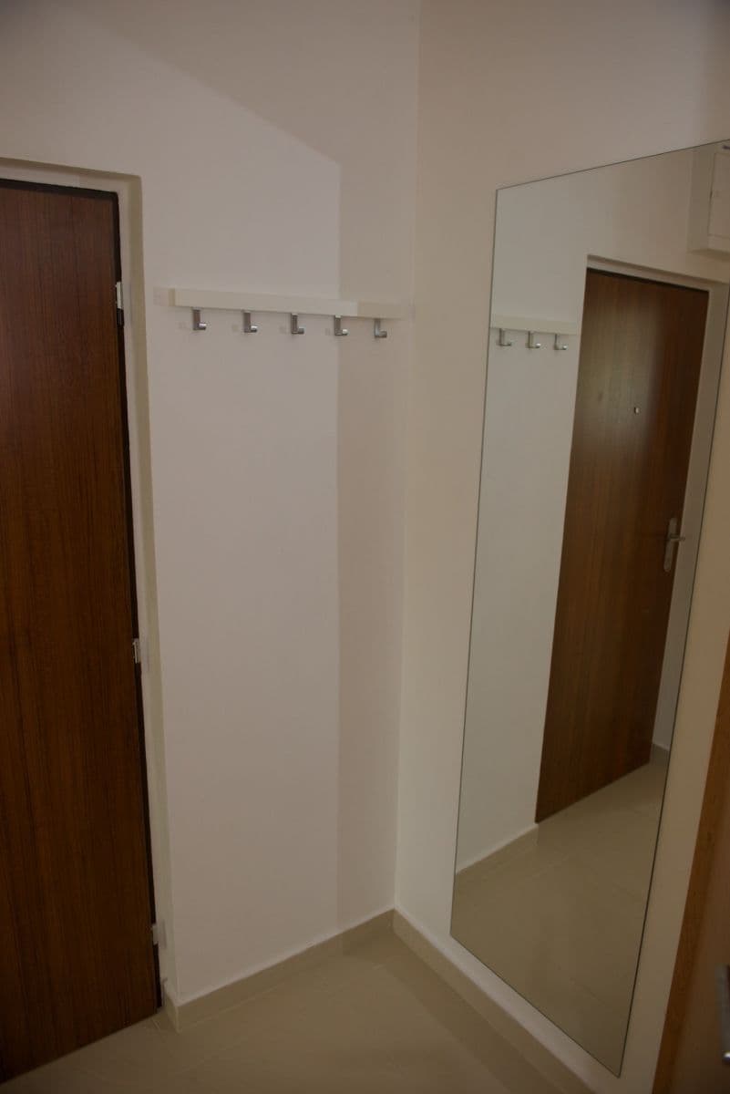 Prenájom bytu 2-izbový 52 m², Chrastavská, Praha, Praha Prenájom bytu 2-izbový 52 m², Chrastavská, Praha, Praha