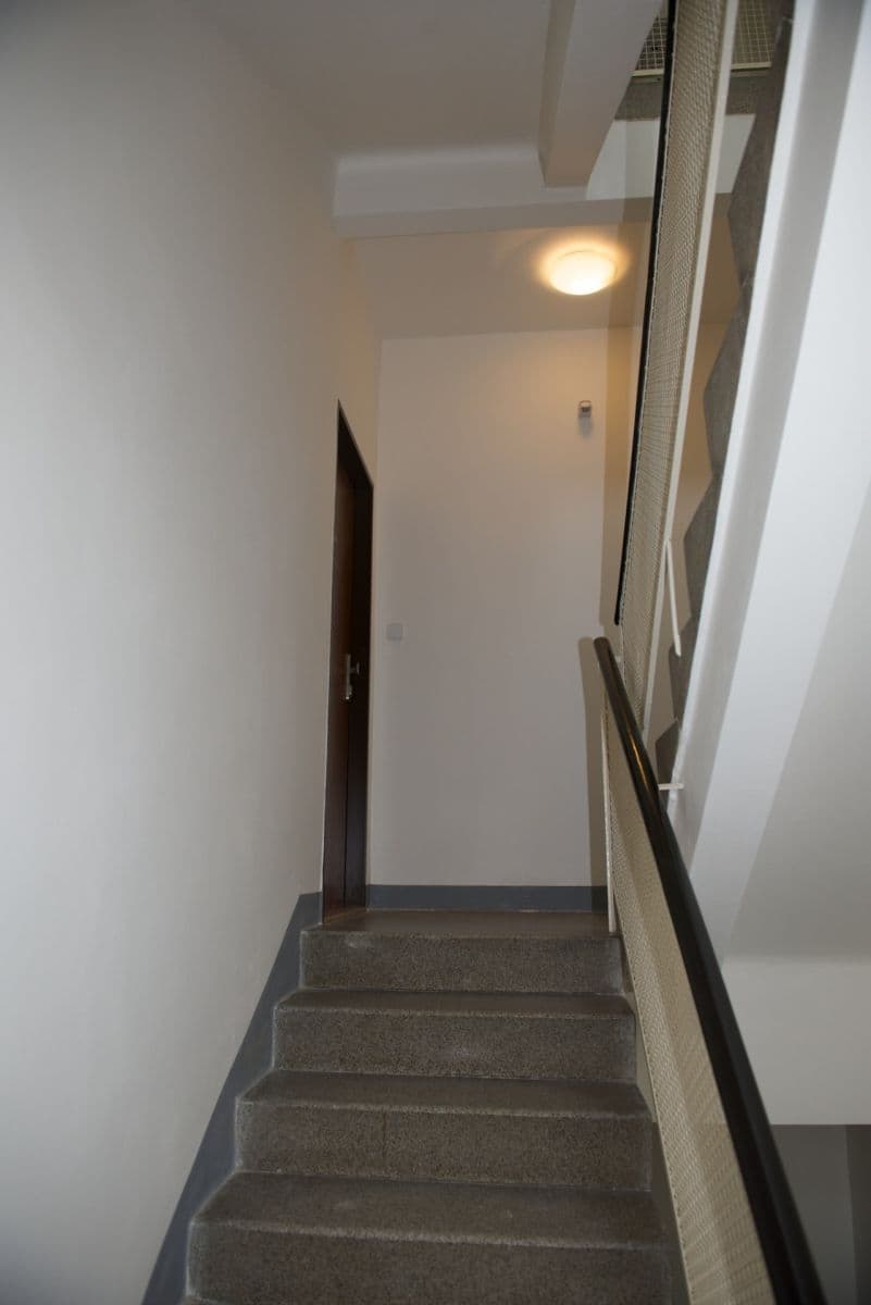 Prenájom bytu 2-izbový 52 m², Chrastavská, Praha, Praha Prenájom bytu 2-izbový 52 m², Chrastavská, Praha, Praha