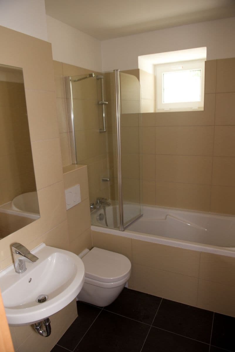 Prenájom bytu 2-izbový 52 m², Chrastavská, Praha, Praha Prenájom bytu 2-izbový 52 m², Chrastavská, Praha, Praha