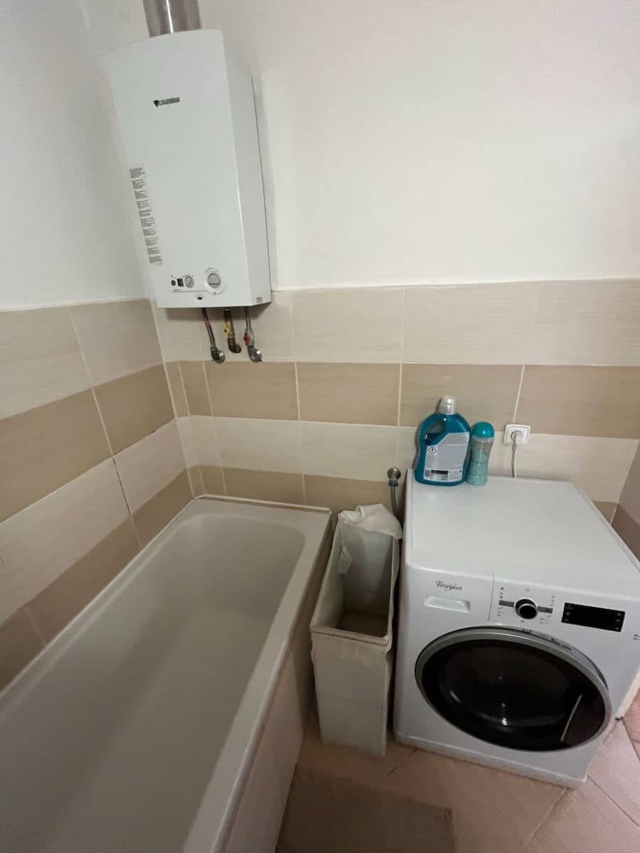 Prenájom bytu 2-izbový 54 m², Pospíšilova, Praha, Praha Prenájom bytu 2-izbový 54 m², Pospíšilova, Praha, Praha
