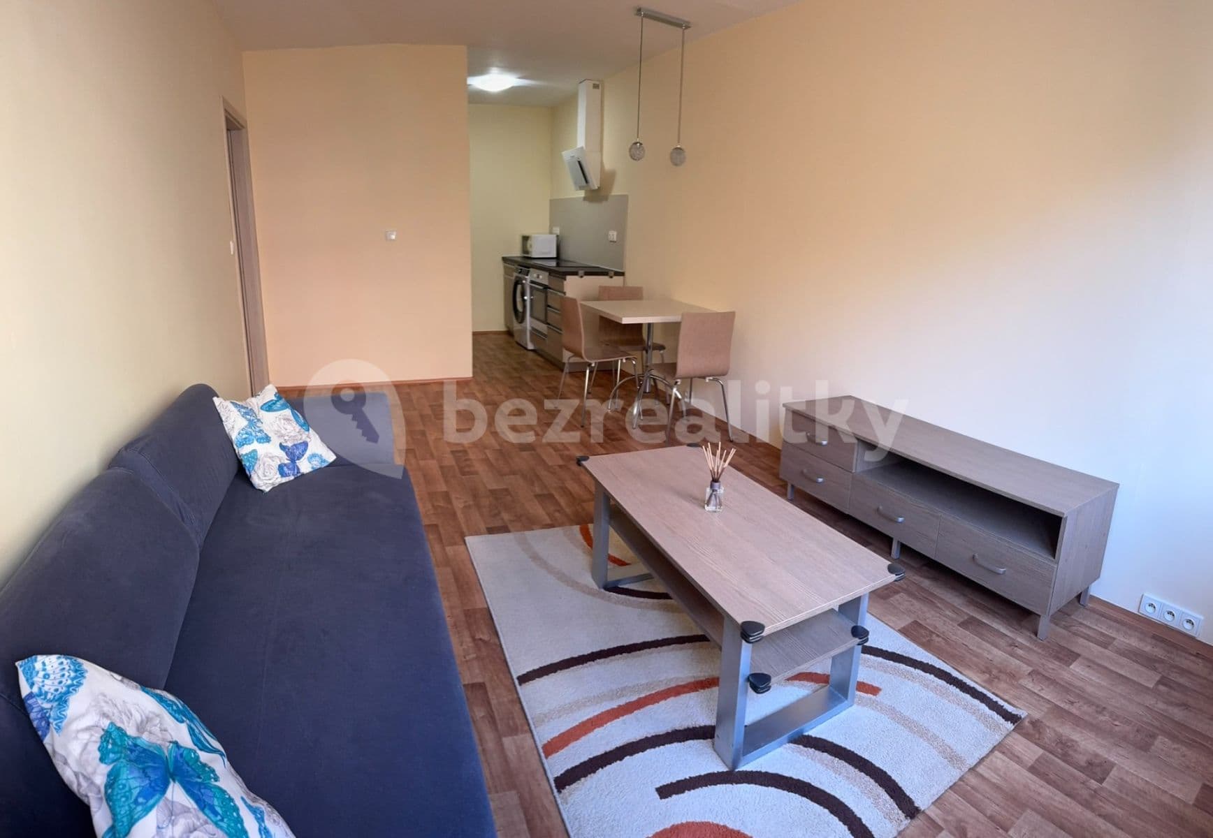 Prenájom bytu 2-izbový 43 m², Mohylová, Praha, Praha Prenájom bytu 2-izbový 43 m², Mohylová, Praha, Praha