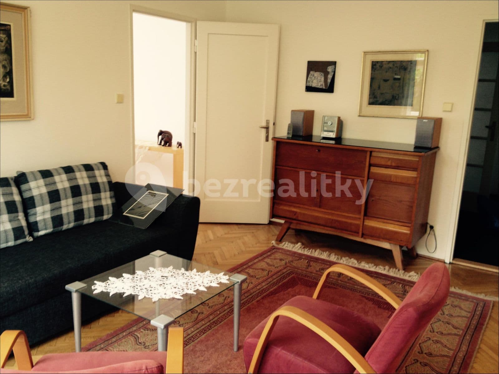 Prenájom bytu 3-izbový 75 m², Nad Popelkou, Praha, Praha Prenájom bytu 3-izbový 75 m², Nad Popelkou, Praha, Praha