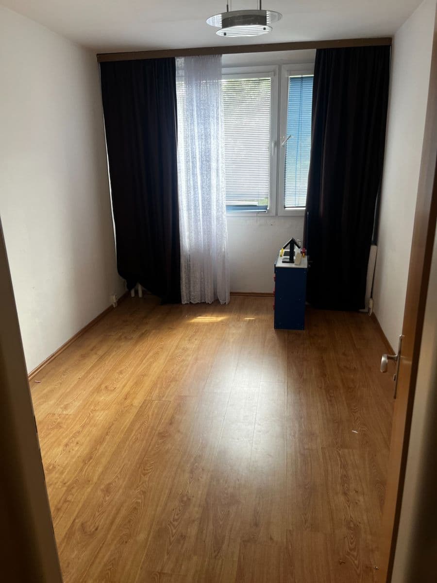 Prenájom bytu 2-izbový 43 m², Zdiměřická, Praha, Praha Prenájom bytu 2-izbový 43 m², Zdiměřická, Praha, Praha