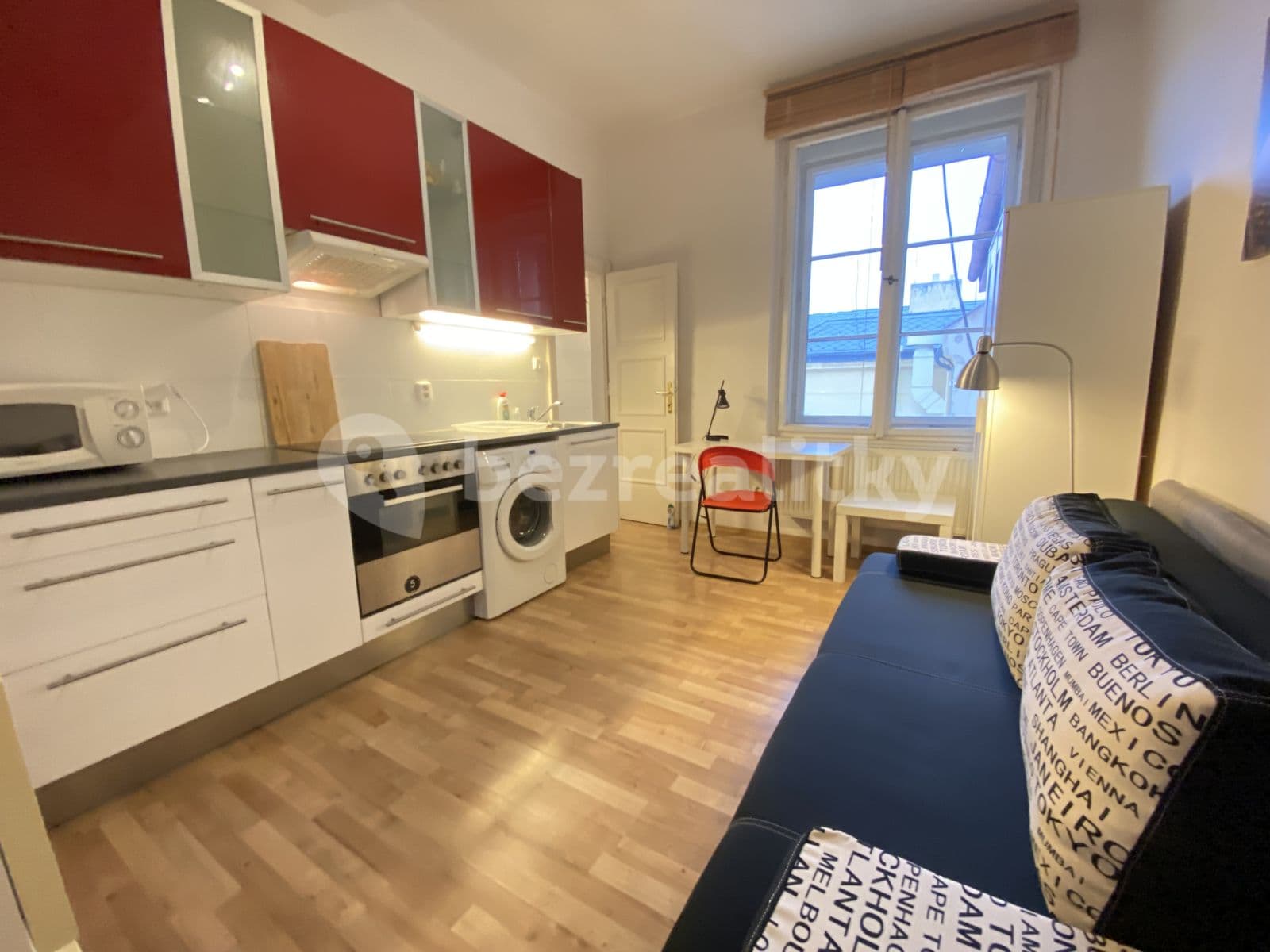 Prenájom bytu Garsoniéra 19 m², Koldínova, Praha, Praha Prenájom bytu Garsoniéra 19 m², Koldínova, Praha, Praha