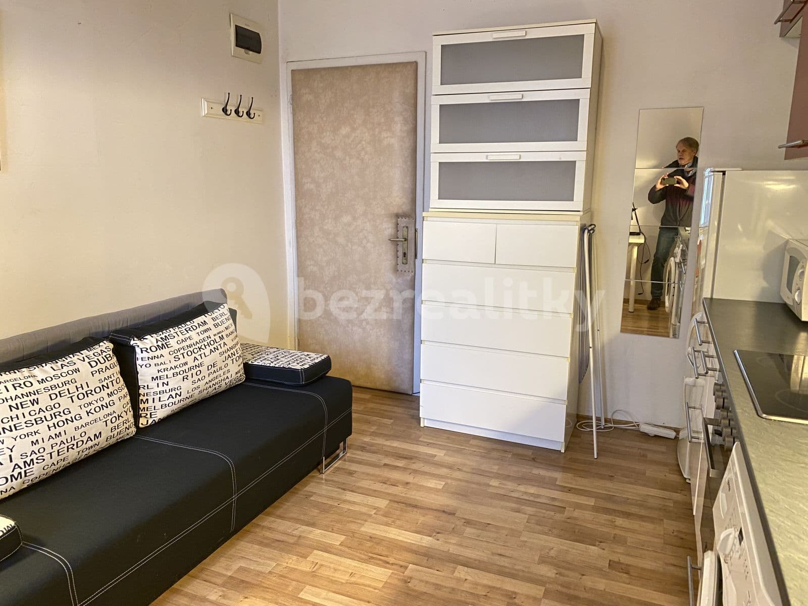 Prenájom bytu Garsoniéra 19 m², Koldínova, Praha, Praha Prenájom bytu Garsoniéra 19 m², Koldínova, Praha, Praha