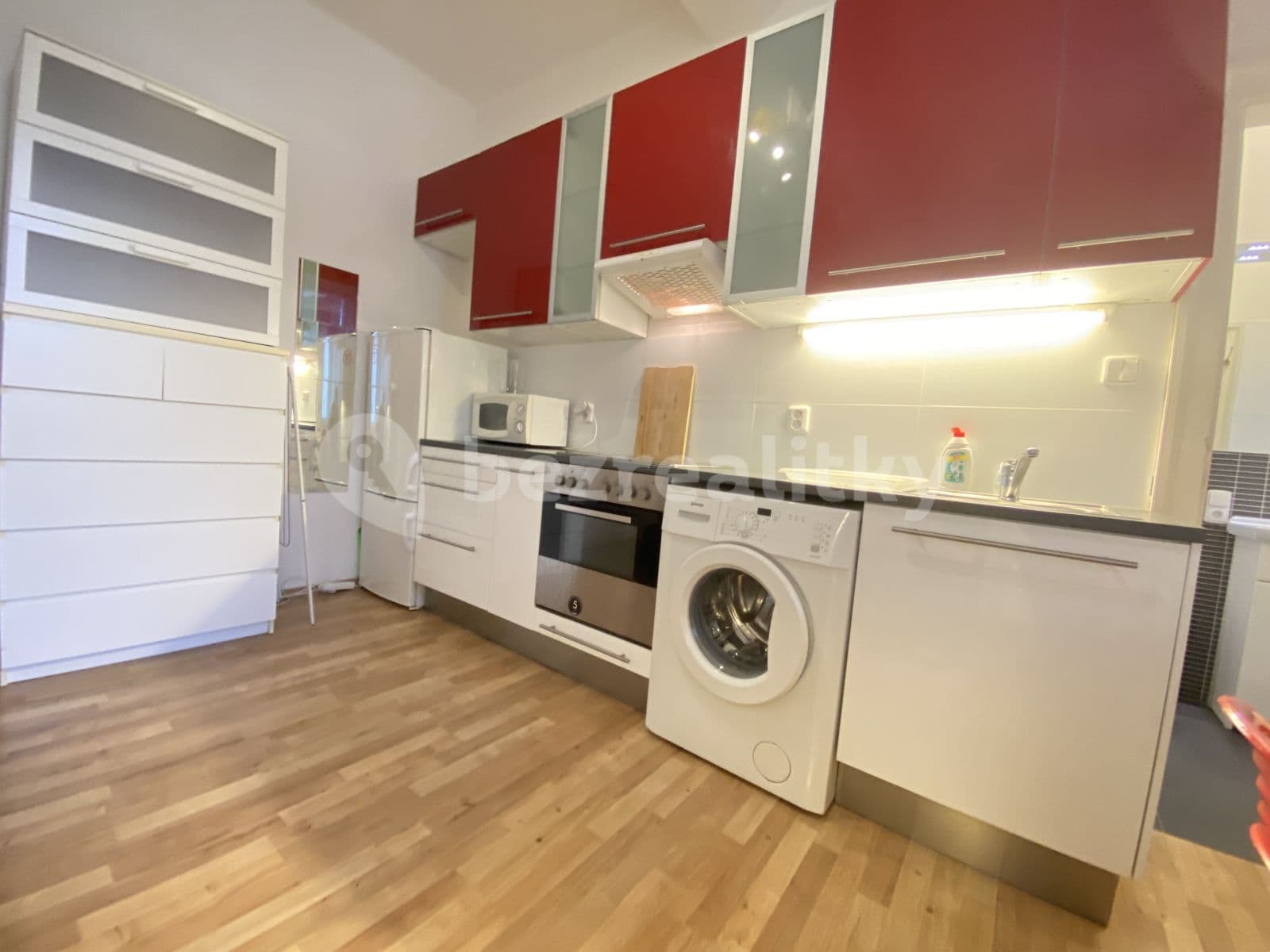 Prenájom bytu Garsoniéra 19 m², Koldínova, Praha, Praha Prenájom bytu Garsoniéra 19 m², Koldínova, Praha, Praha