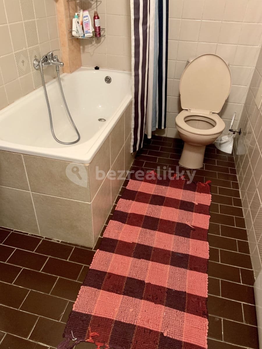 Prenájom bytu 2-izbový 52 m², Mojmírova, Praha, Praha Prenájom bytu 2-izbový 52 m², Mojmírova, Praha, Praha