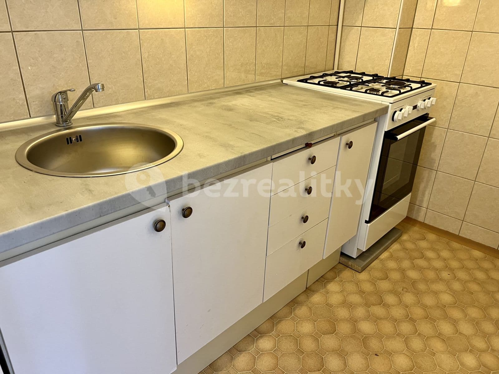 Prenájom bytu 2-izbový 52 m², Mojmírova, Praha, Praha Prenájom bytu 2-izbový 52 m², Mojmírova, Praha, Praha