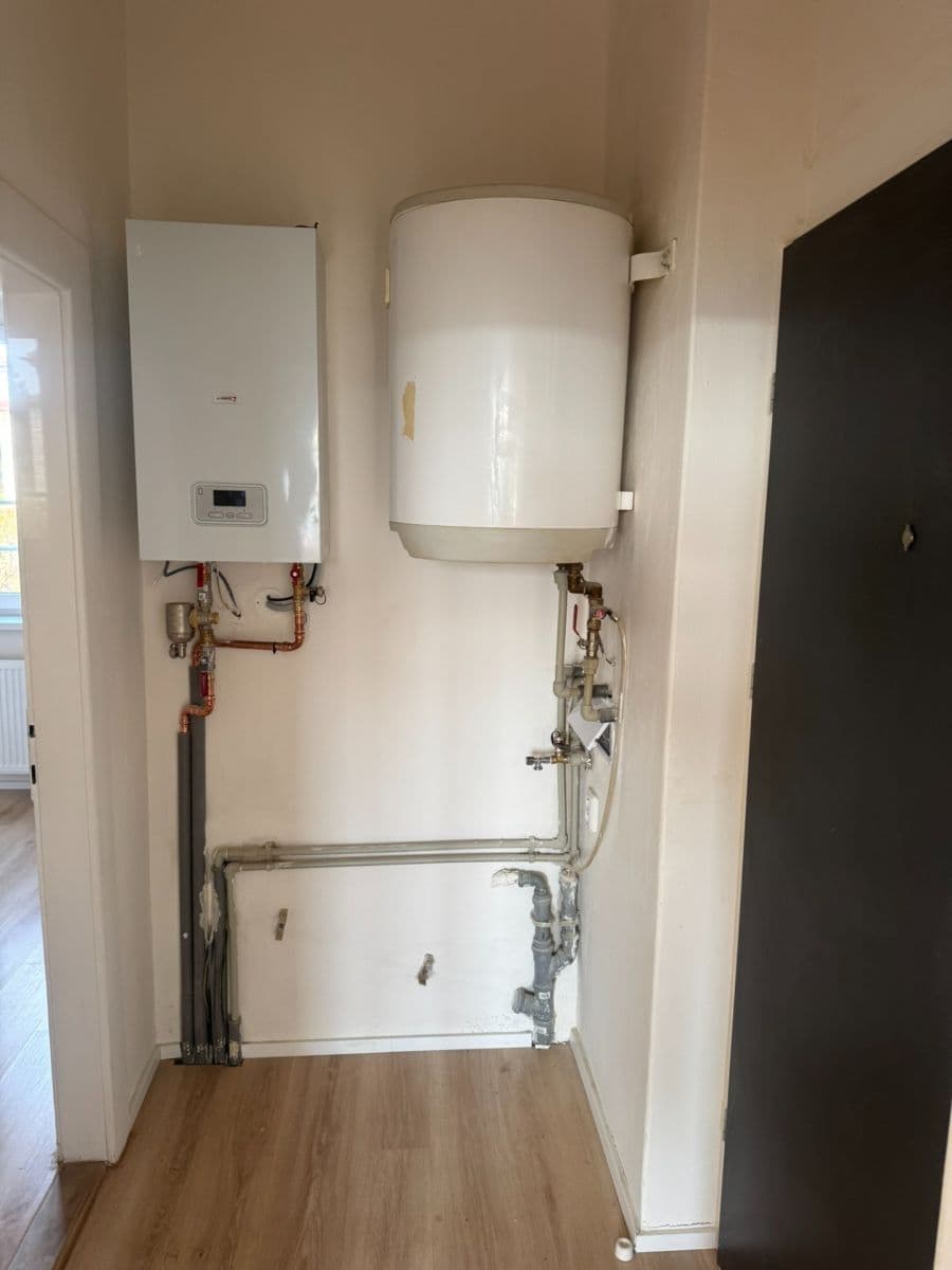 Prenájom bytu 1-izbový 32 m², Na Farkáně III, Praha, Praha Prenájom bytu 1-izbový 32 m², Na Farkáně III, Praha, Praha