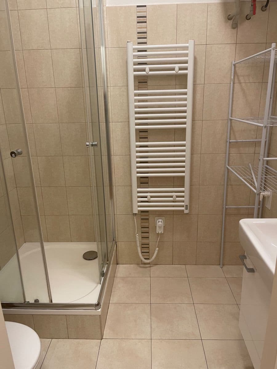 Prenájom bytu Garsoniéra 27 m², Na Petynce, Praha, Praha Prenájom bytu Garsoniéra 27 m², Na Petynce, Praha, Praha