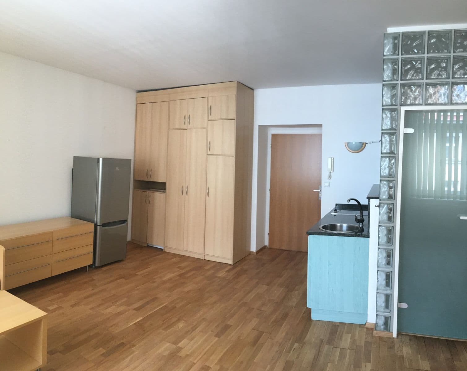 Prenájom bytu 1-izbový 35 m², Bělehradská, Praha, Praha Prenájom bytu 1-izbový 35 m², Bělehradská, Praha, Praha