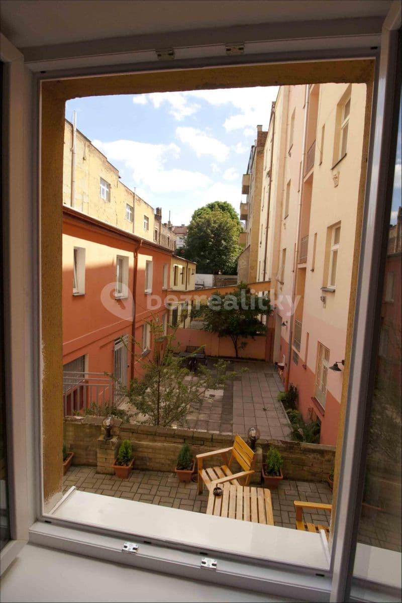 Prenájom bytu 1-izbový 32 m², Lindnerova, Praha, Praha Prenájom bytu 1-izbový 32 m², Lindnerova, Praha, Praha
