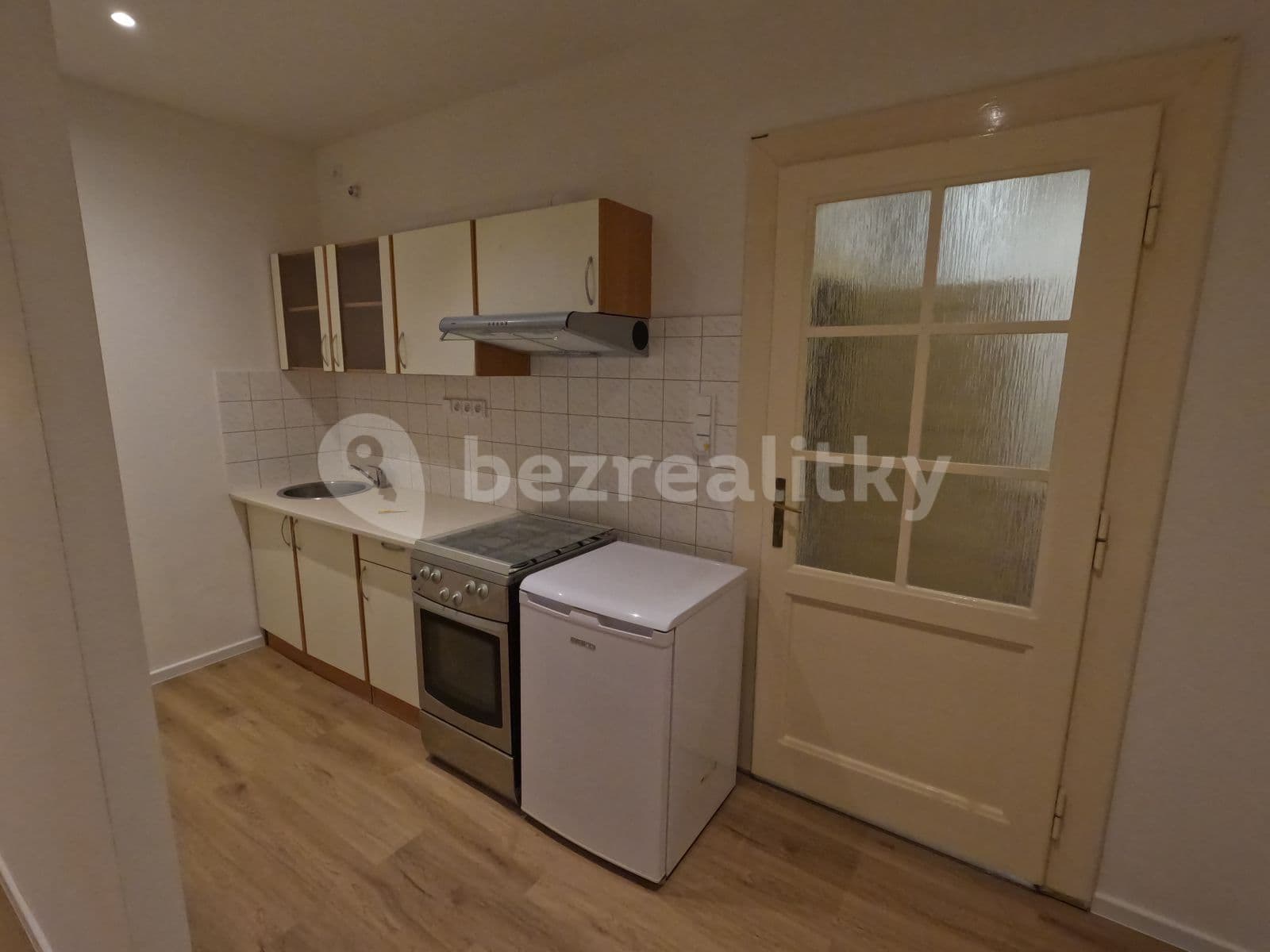 Prenájom bytu 1-izbový 32 m², Lindnerova, Praha, Praha Prenájom bytu 1-izbový 32 m², Lindnerova, Praha, Praha