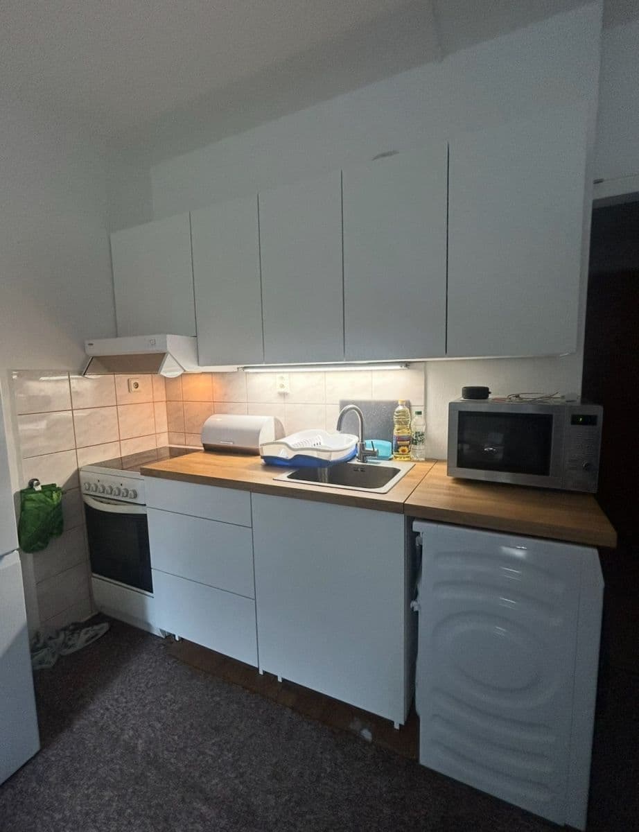 Prenájom bytu Garsoniéra 22 m², Ratibořská, Opava, Moravskoslezský kraj Prenájom bytu Garsoniéra 22 m², Ratibořská, Opava, Moravskoslezský kraj