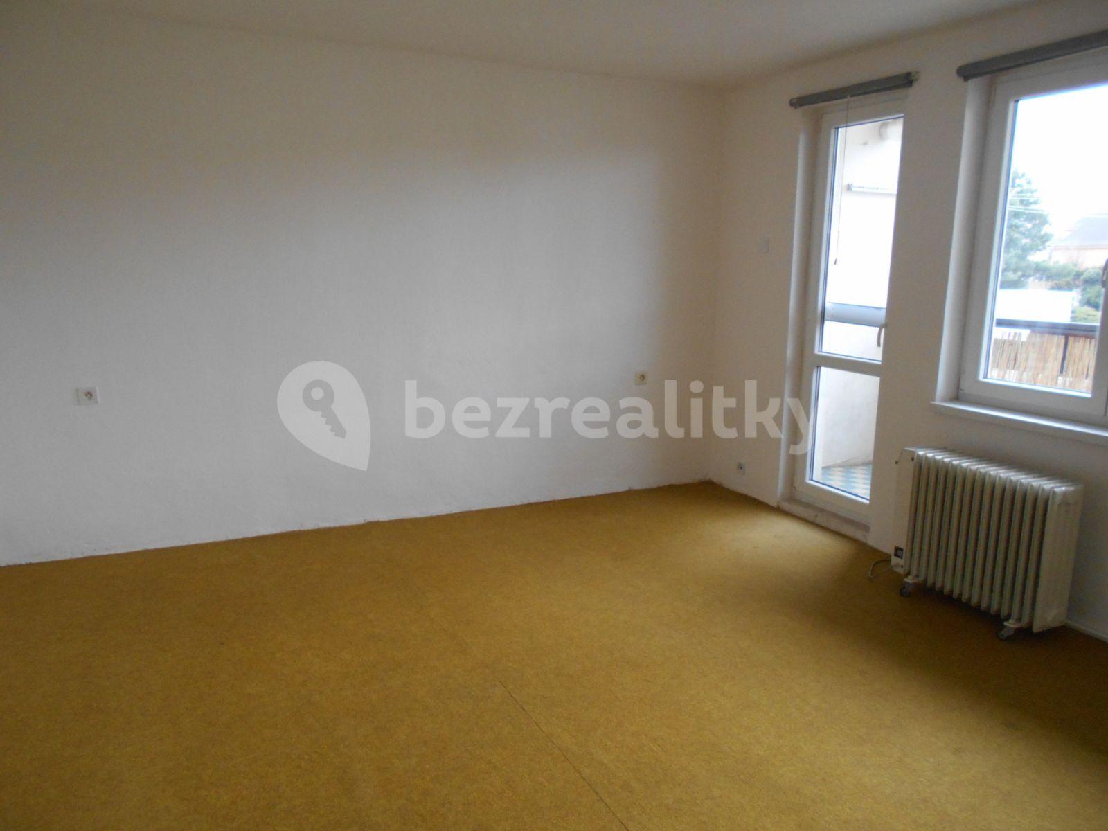 Prenájom bytu 3-izbový 70 m², Na Vršku, Dolní Břežany, Středočeský kraj