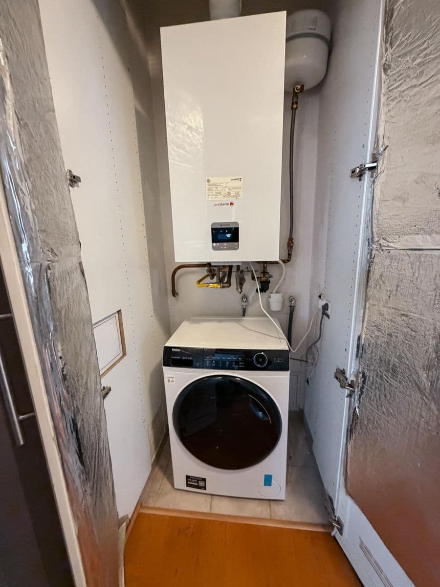 Prenájom bytu 2-izbový 50 m², Komenského, Kladno, Středočeský kraj Prenájom bytu 2-izbový 50 m², Komenského, Kladno, Středočeský kraj