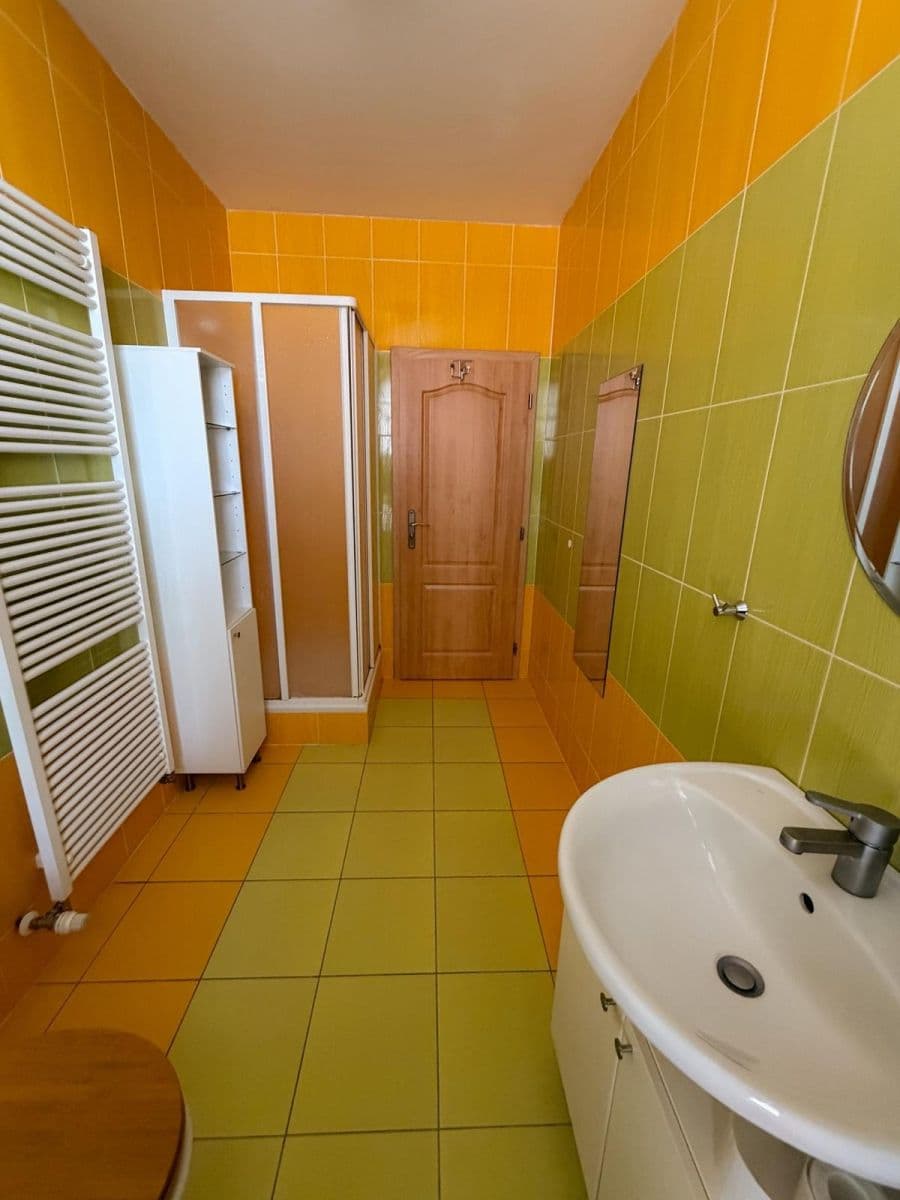 Prenájom bytu 2-izbový 50 m², Komenského, Kladno, Středočeský kraj Prenájom bytu 2-izbový 50 m², Komenského, Kladno, Středočeský kraj