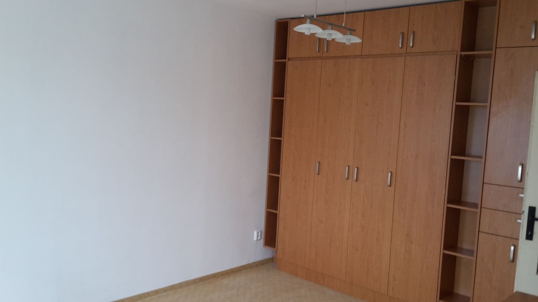 Prenájom bytu Garsoniéra 32 m², Donovalská, Praha, Praha Prenájom bytu Garsoniéra 32 m², Donovalská, Praha, Praha