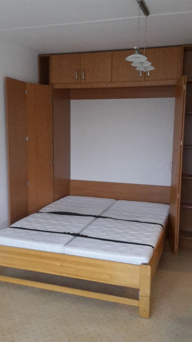 Prenájom bytu Garsoniéra 32 m², Donovalská, Praha, Praha Prenájom bytu Garsoniéra 32 m², Donovalská, Praha, Praha