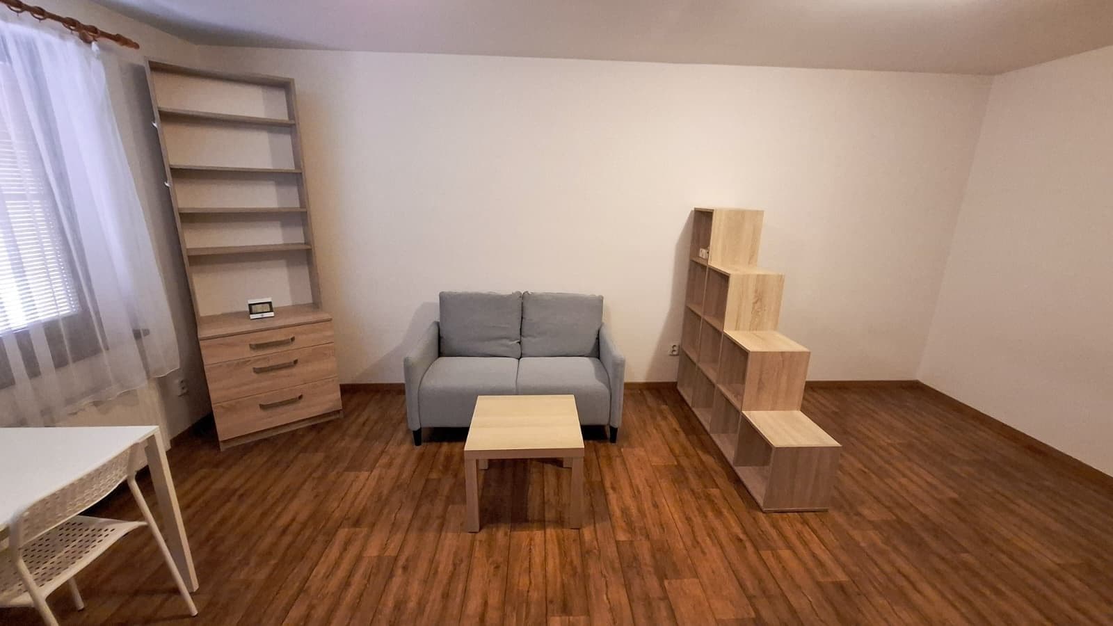 Prenájom bytu 1-izbový 42 m², Jednostranná, Praha, Praha Prenájom bytu 1-izbový 42 m², Jednostranná, Praha, Praha