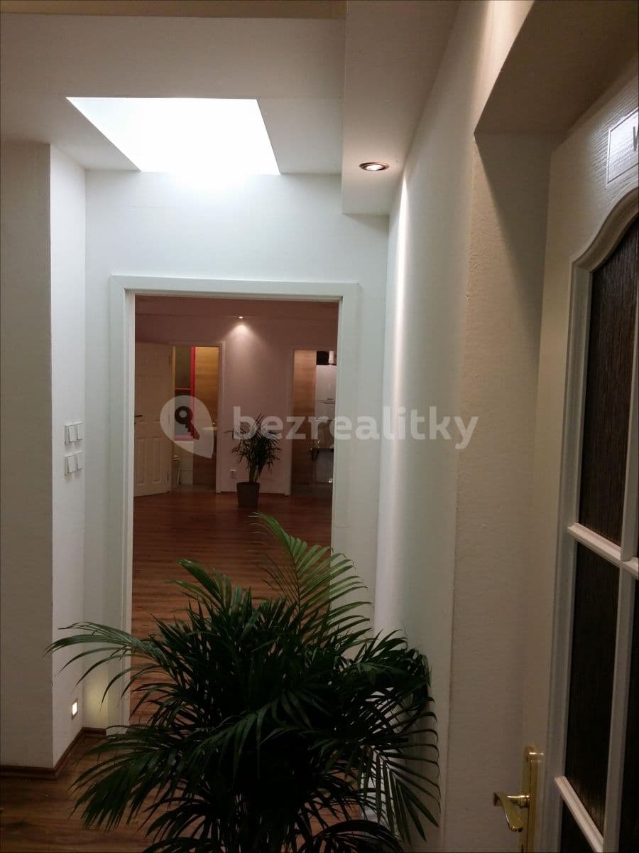 Prenájom nebytového priestoru 180 m², Žitomírská, Praha, Praha Prenájom nebytového priestoru 180 m², Žitomírská, Praha, Praha