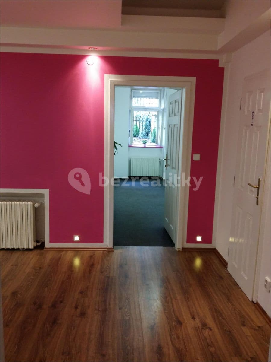 Prenájom nebytového priestoru 180 m², Žitomírská, Praha, Praha Prenájom nebytového priestoru 180 m², Žitomírská, Praha, Praha