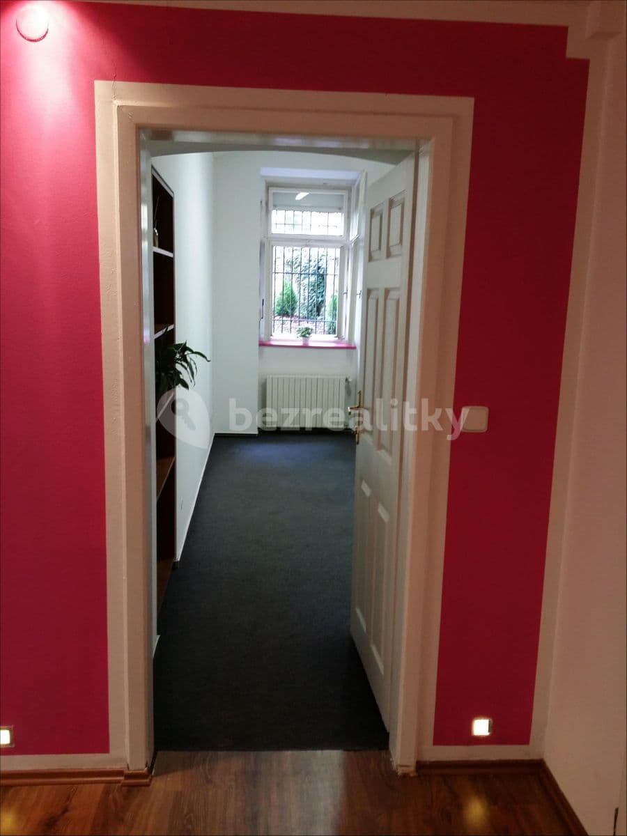 Prenájom nebytového priestoru 180 m², Žitomírská, Praha, Praha Prenájom nebytového priestoru 180 m², Žitomírská, Praha, Praha