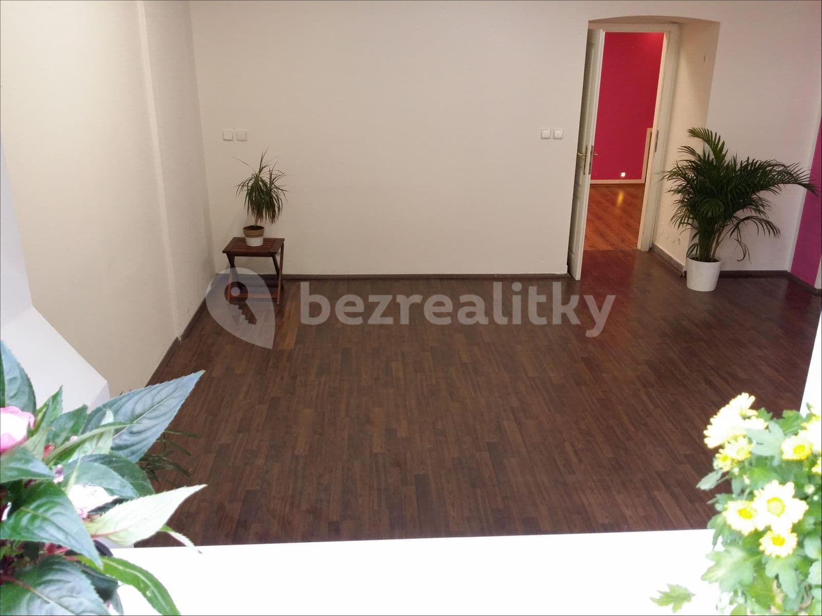 Prenájom nebytového priestoru 180 m², Žitomírská, Praha, Praha Prenájom nebytového priestoru 180 m², Žitomírská, Praha, Praha