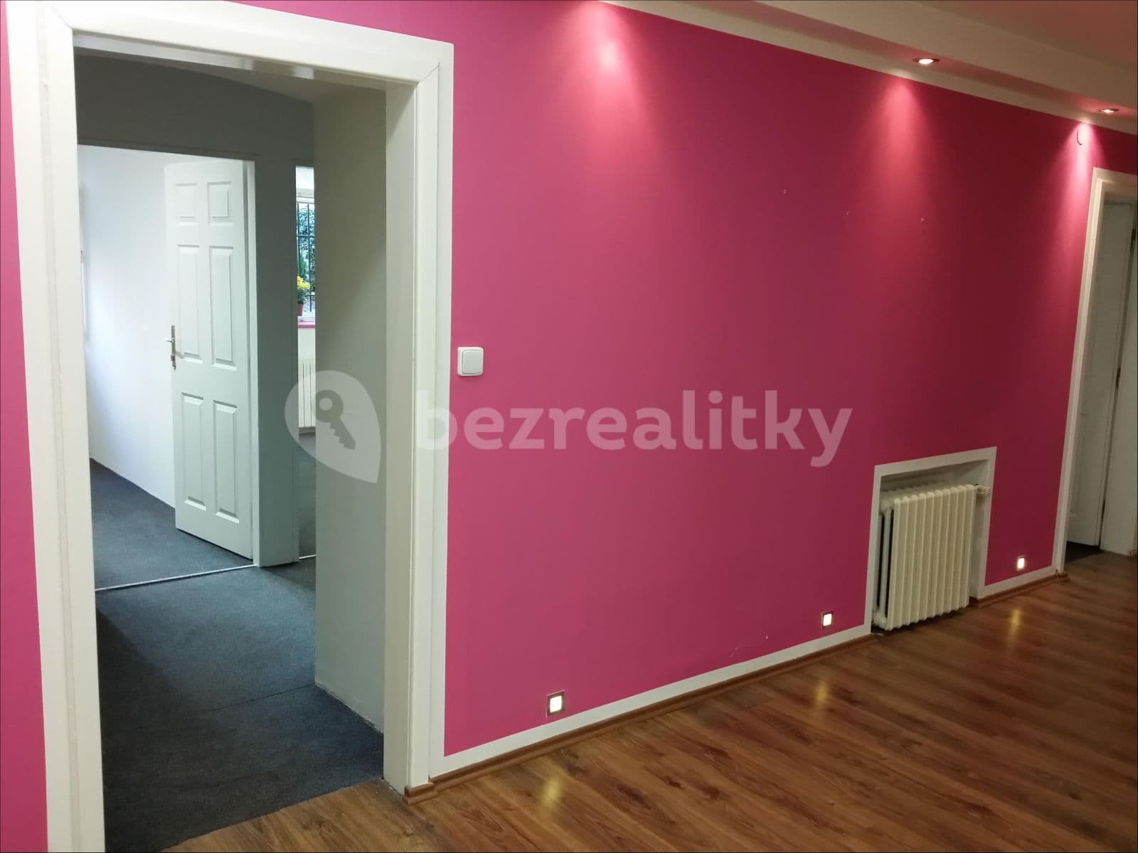 Prenájom nebytového priestoru 180 m², Žitomírská, Praha, Praha Prenájom nebytového priestoru 180 m², Žitomírská, Praha, Praha