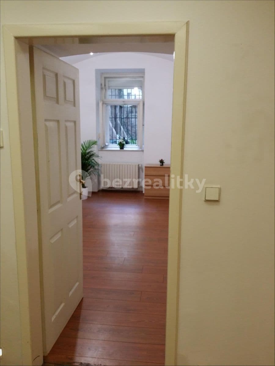 Prenájom nebytového priestoru 180 m², Žitomírská, Praha, Praha Prenájom nebytového priestoru 180 m², Žitomírská, Praha, Praha