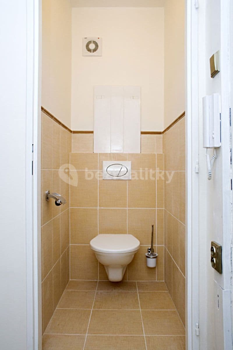 Prenájom bytu 2-izbový 44 m², Na Rovnosti, Praha, Praha Prenájom bytu 2-izbový 44 m², Na Rovnosti, Praha, Praha