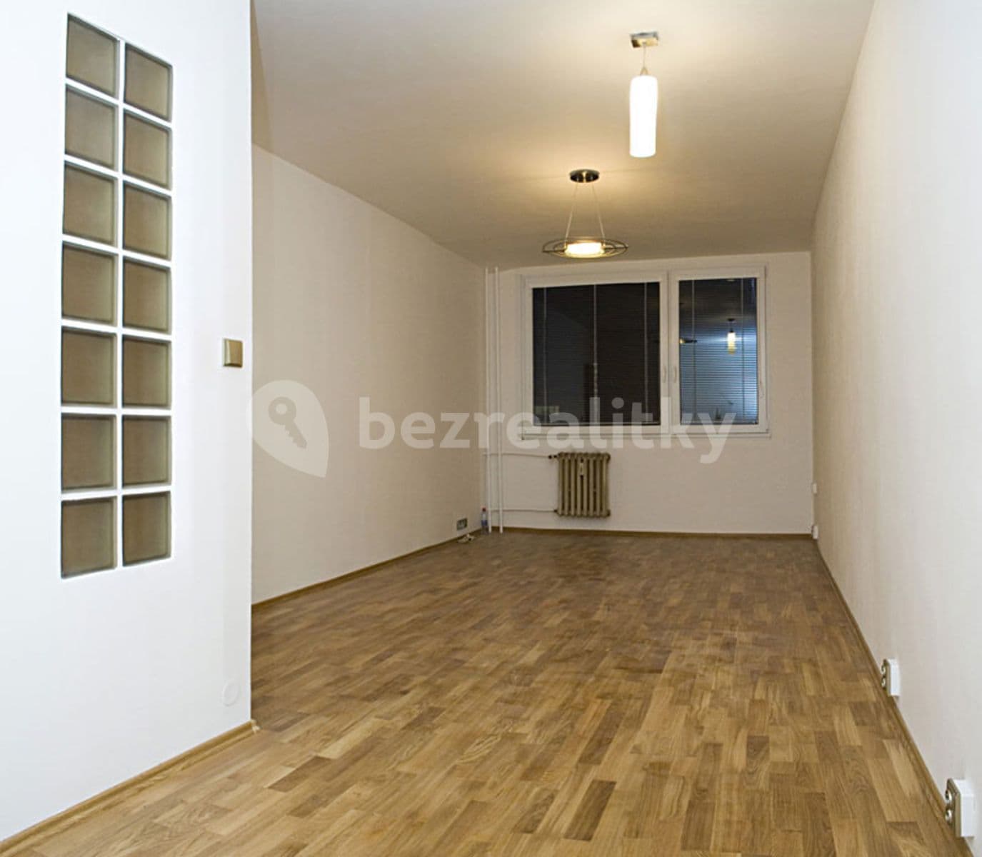 Prenájom bytu 2-izbový 44 m², Na Rovnosti, Praha, Praha Prenájom bytu 2-izbový 44 m², Na Rovnosti, Praha, Praha