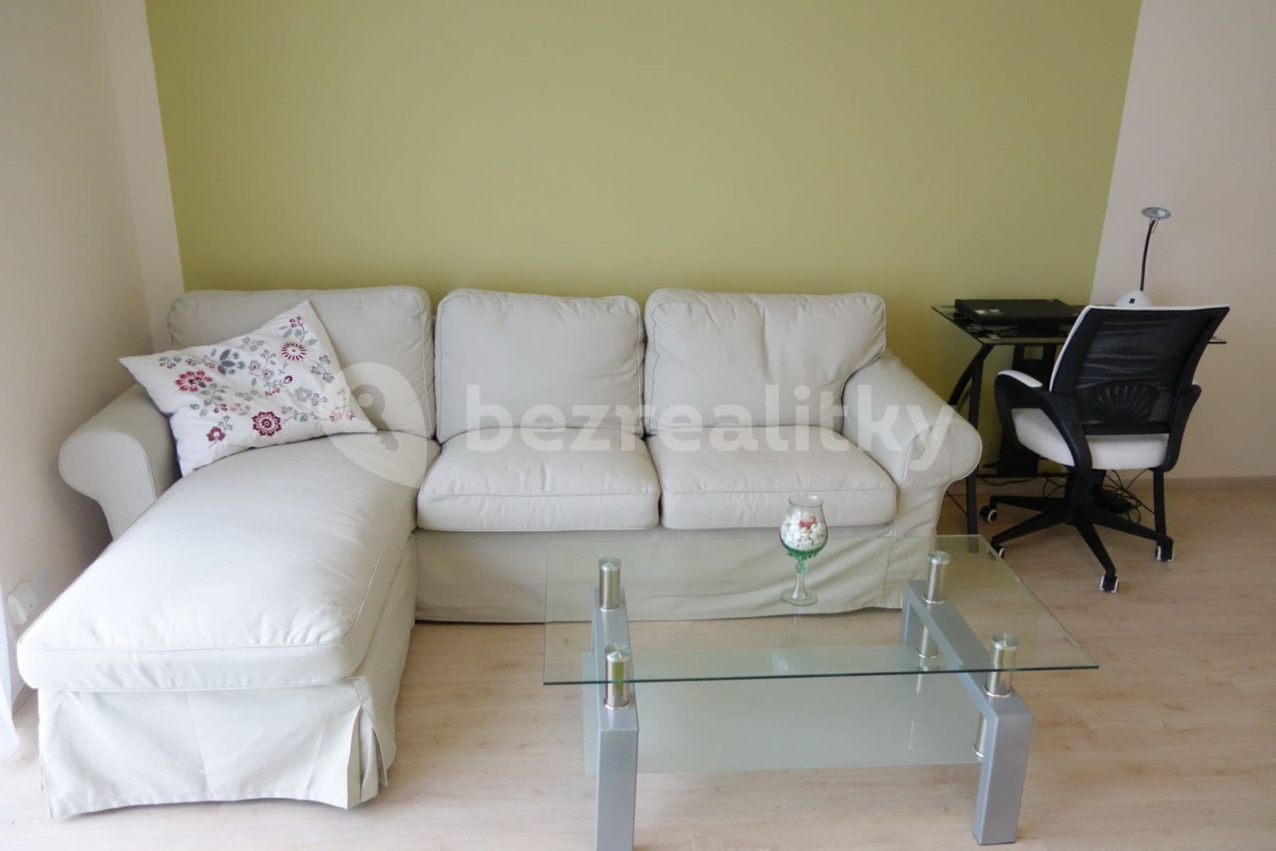 Prenájom bytu 1-izbový 45 m², Nad Lískami, Brno, Jihomoravský kraj Prenájom bytu 1-izbový 45 m², Nad Lískami, Brno, Jihomoravský kraj