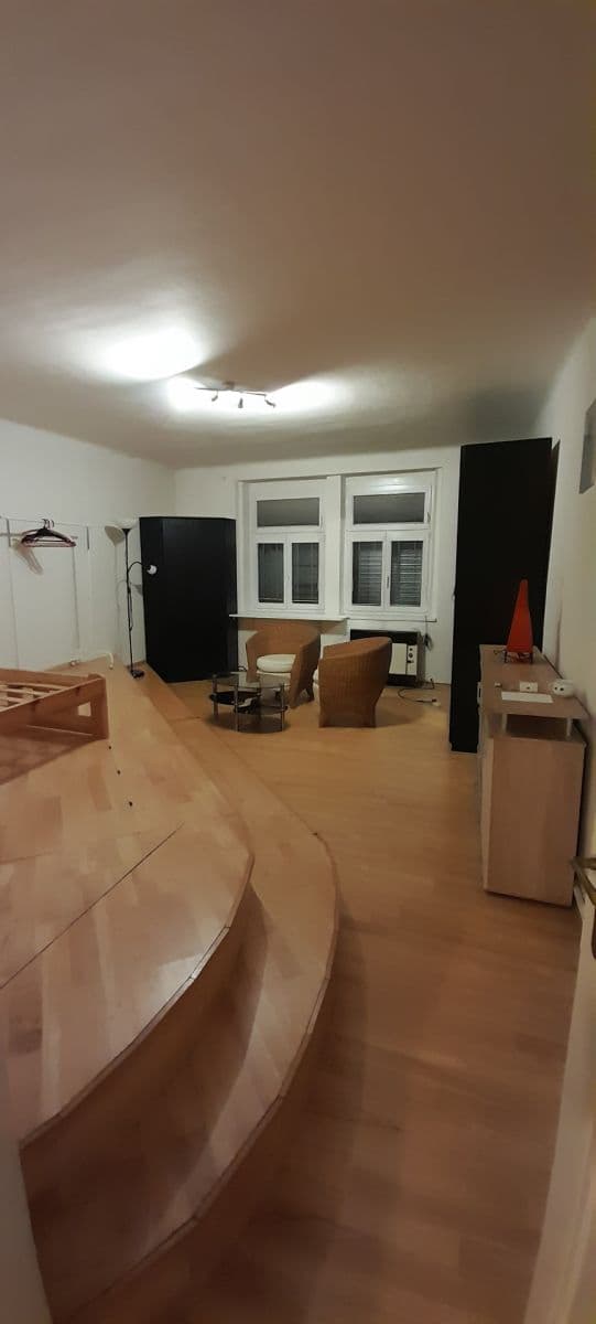 Prenájom bytu 1-izbový 49 m², Františka Kadlece, Praha, Praha Prenájom bytu 1-izbový 49 m², Františka Kadlece, Praha, Praha