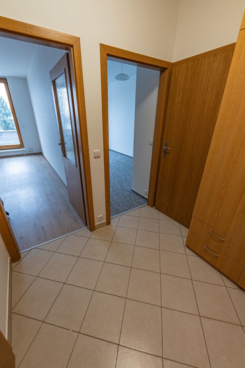 Prenájom bytu 2-izbový 58 m², Nové náměstí, Praha, Praha Prenájom bytu 2-izbový 58 m², Nové náměstí, Praha, Praha