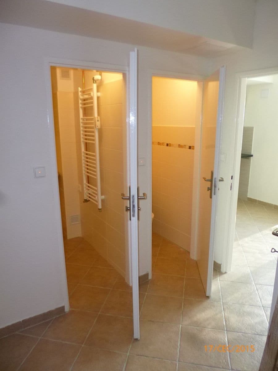 Prenájom bytu 1-izbový 40 m², Kladenská, Praha, Praha Prenájom bytu 1-izbový 40 m², Kladenská, Praha, Praha