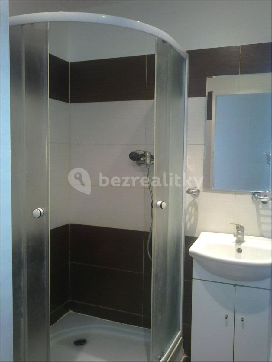 Prenájom bytu 1-izbový 42 m², sídliště Hůrka, Kralupy nad Vltavou, Středočeský kraj Prenájom bytu 1-izbový 42 m², sídliště Hůrka, Kralupy nad Vltavou, Středočeský kraj