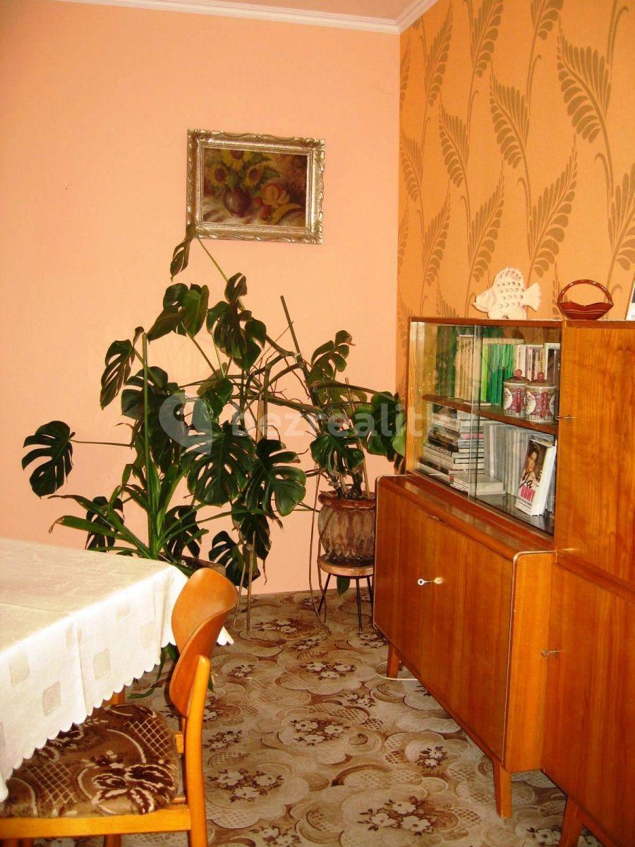 Prenájom bytu 2-izbový 75 m², Sladkovského, Jičín, Královéhradecký kraj