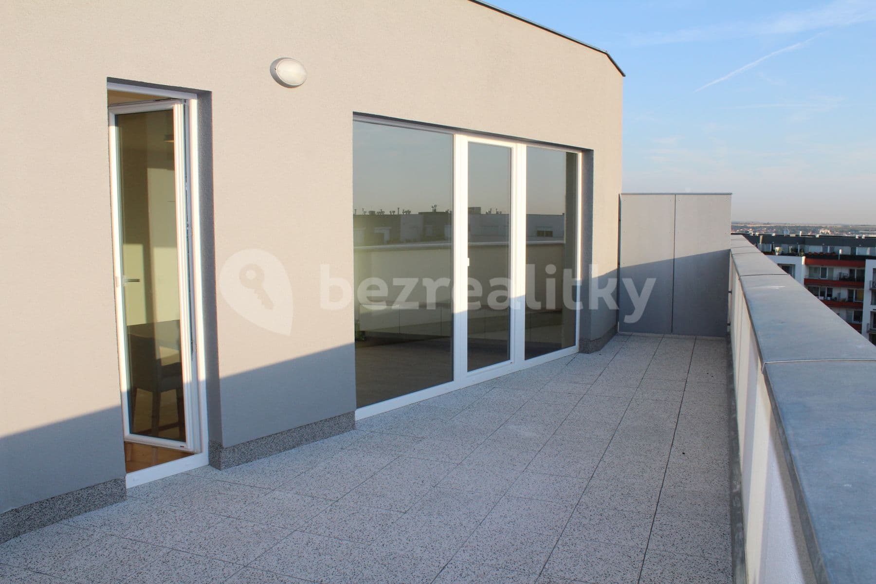 Prenájom bytu 1-izbový 44 m², Sazovická, Praha, Praha Prenájom bytu 1-izbový 44 m², Sazovická, Praha, Praha
