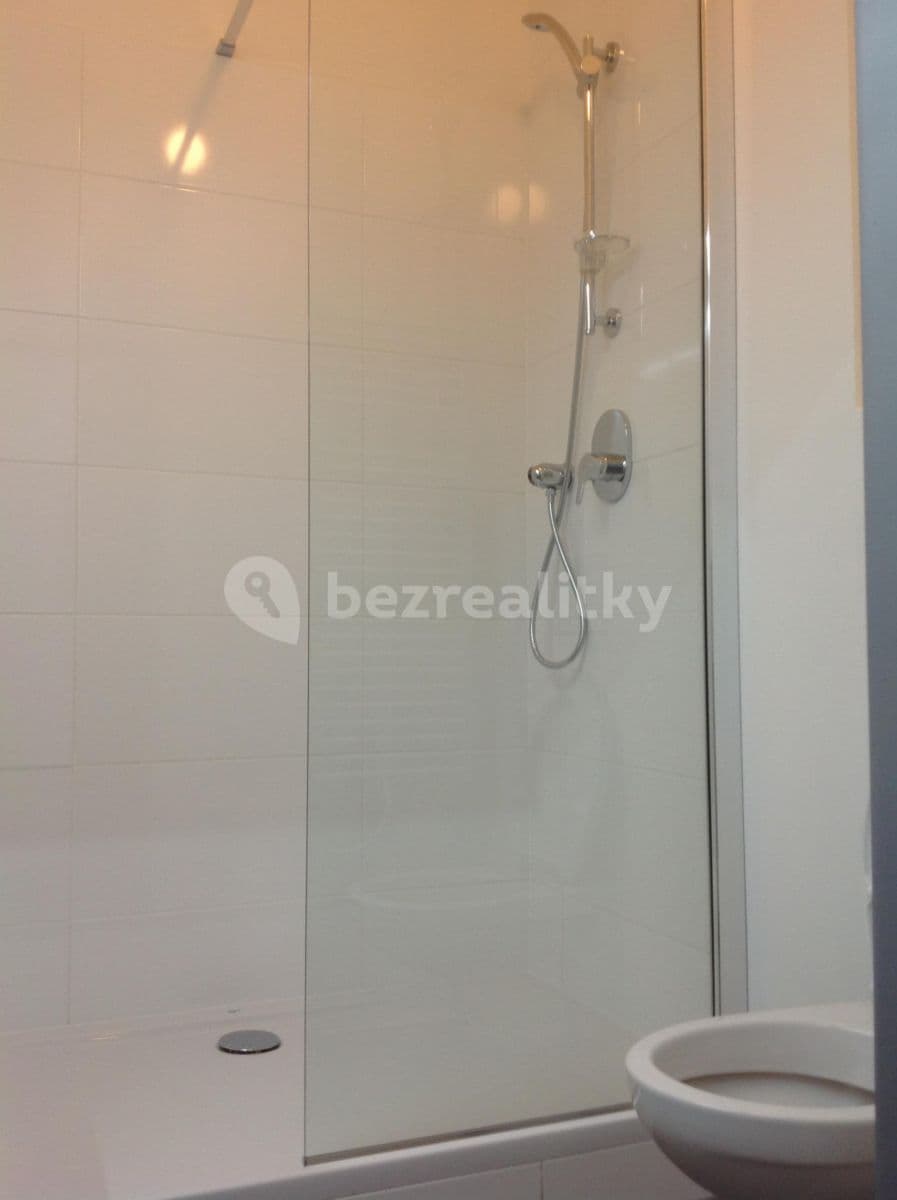 Prenájom bytu 2-izbový 40 m², J. A. Bati, Zlín, Zlínský kraj Prenájom bytu 2-izbový 40 m², J. A. Bati, Zlín, Zlínský kraj