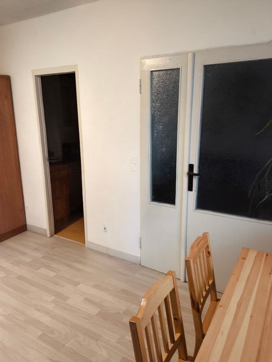 Prenájom bytu 2-izbový 42 m², Jablonecká, Praha, Praha Prenájom bytu 2-izbový 42 m², Jablonecká, Praha, Praha