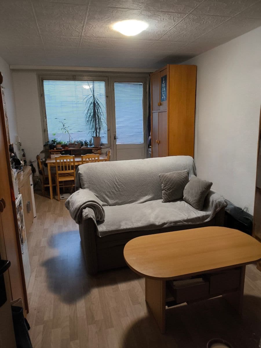 Prenájom bytu 2-izbový 42 m², Jablonecká, Praha, Praha Prenájom bytu 2-izbový 42 m², Jablonecká, Praha, Praha