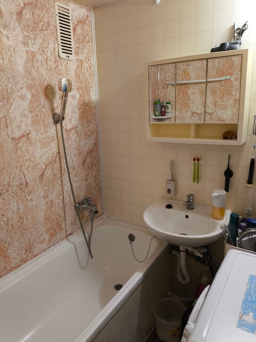 Prenájom bytu 2-izbový 42 m², Jablonecká, Praha, Praha Prenájom bytu 2-izbový 42 m², Jablonecká, Praha, Praha